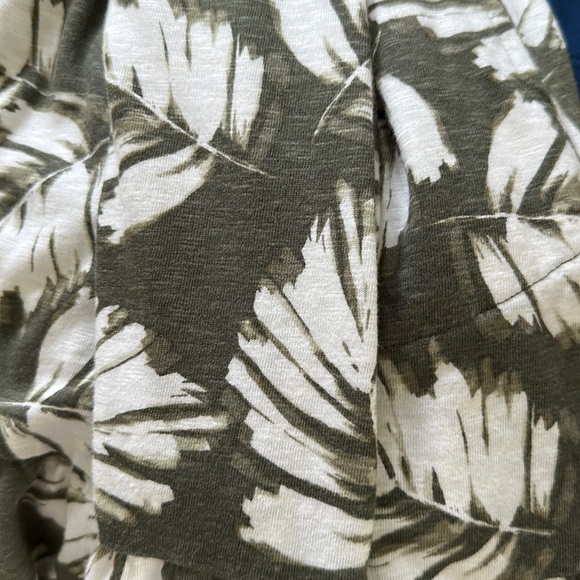 J Jill Dress Midi Flounced Hem Double V Neck Knit Dress.  Size X Small - Picture 5 of 7